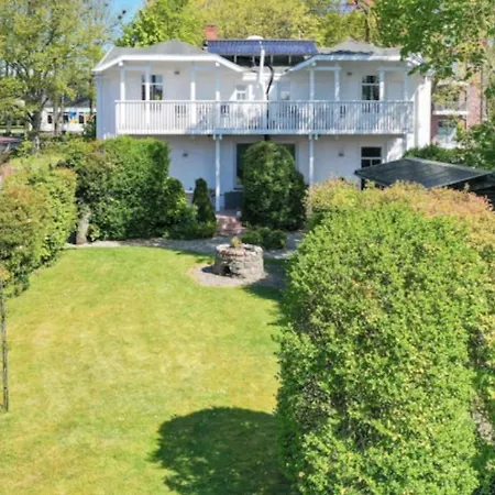 39 Weisse Am Schwanenteich Eg Rechts Holiday home *